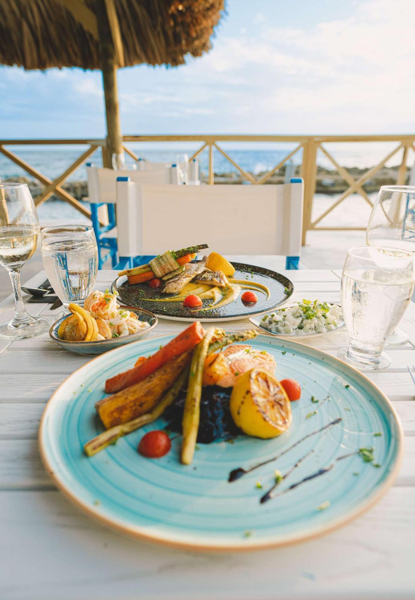 Mangrove Beach Corendon Curacao All-Inclusive Resort, Curio Willemstad Esterno foto